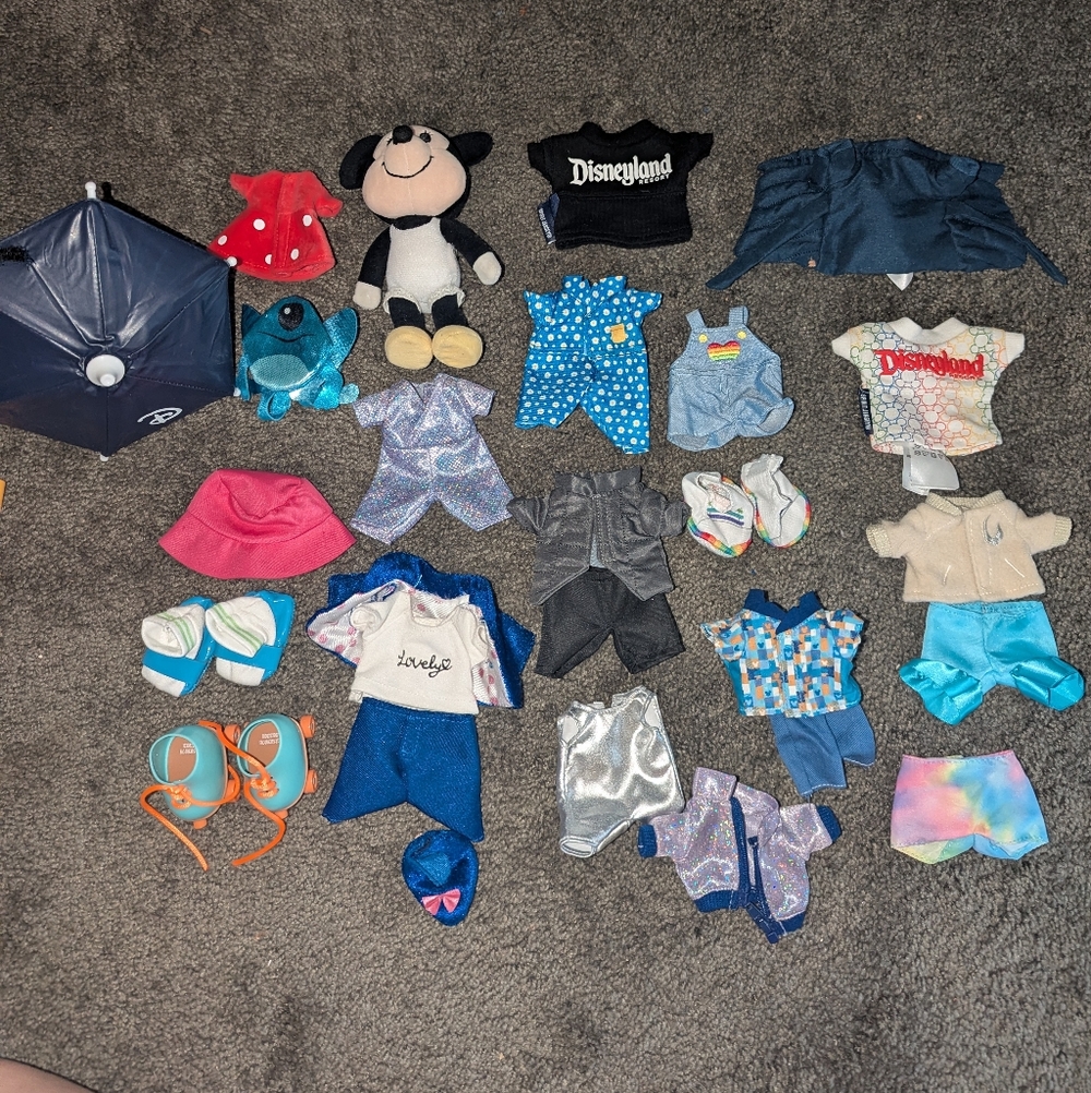 Disney Minnie Nuimo And Clothes